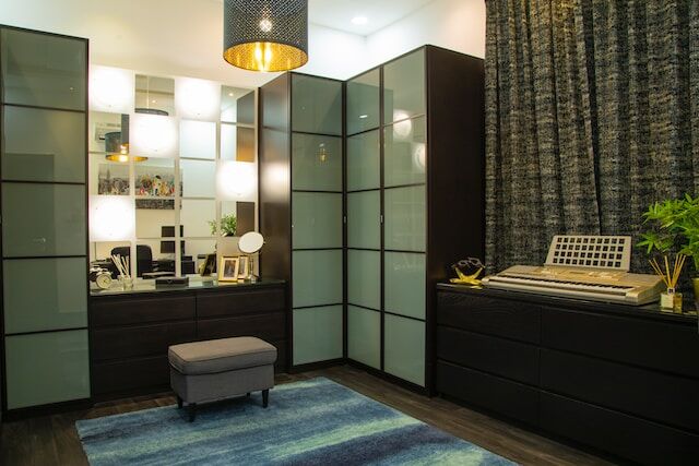 Adding a Touch of Elegance LED Light Mirror in Your Bathroom